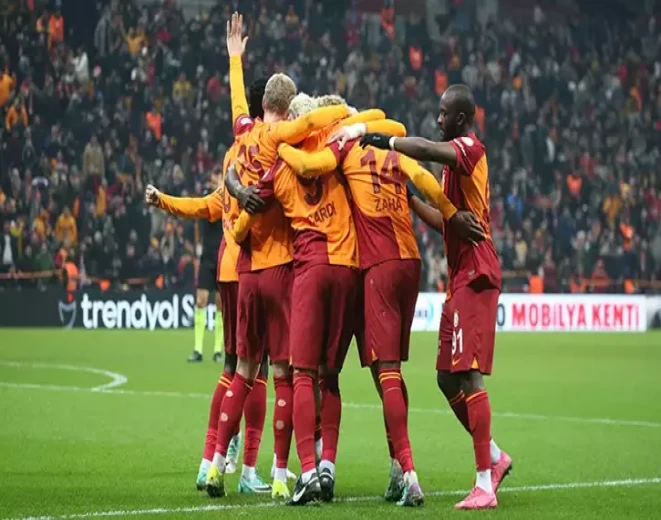 Galatasaray sahasında İstanbulspor'u 3 golle geçti
